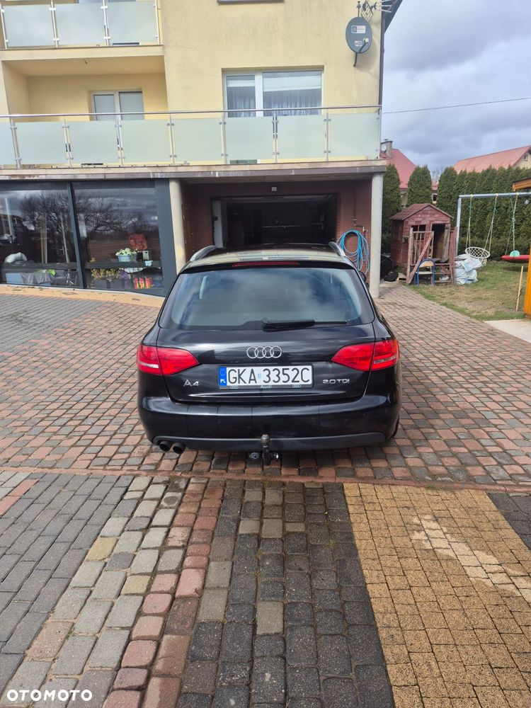 Audi A4 Avant 2.0 TDI - 4