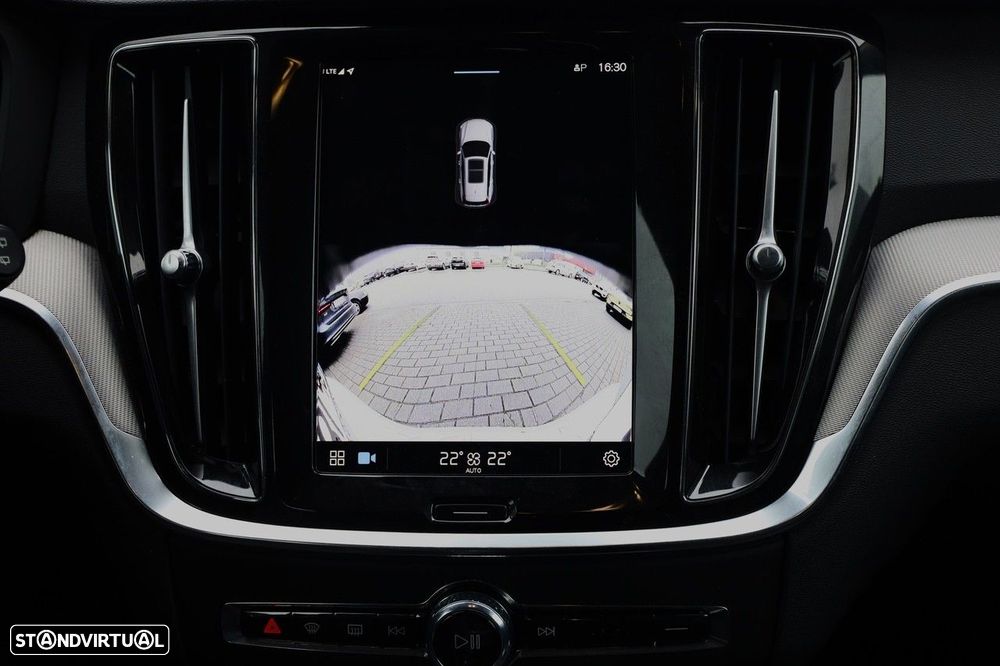 Volvo V60 2.0 T6 AWD TE Plus Dark - 29