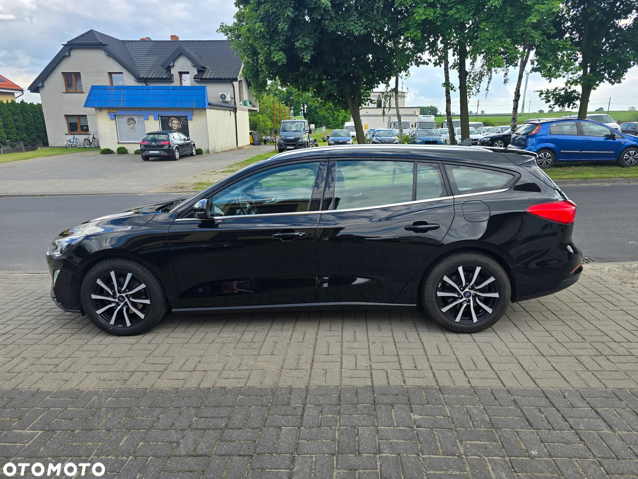 Ford Focus 1.5 EcoBlue Start-Stopp-System COOL&CONNECT - 12