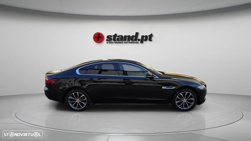 Jaguar XF 2.0 D Portfolio Aut. - 4