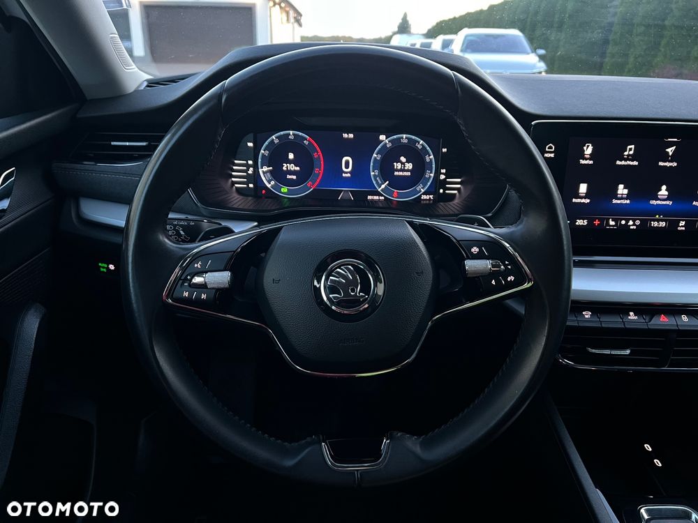 Skoda Octavia 2.0 TDI Style DSG - 27