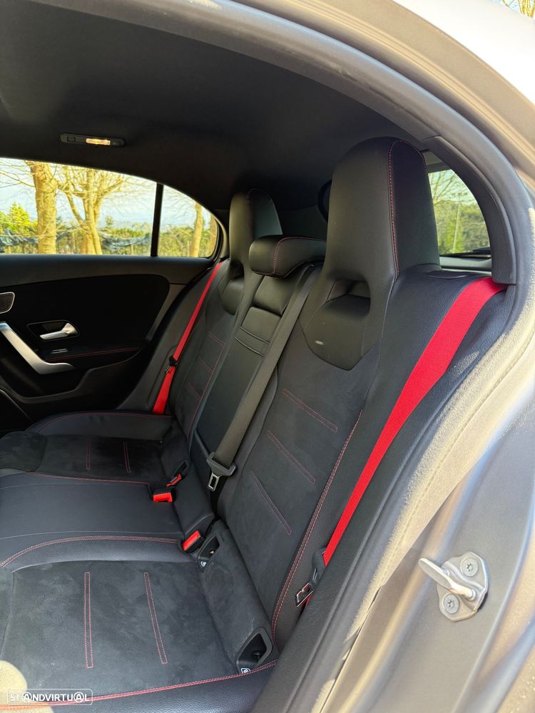 Mercedes-Benz A 35 AMG 4Matic - 10