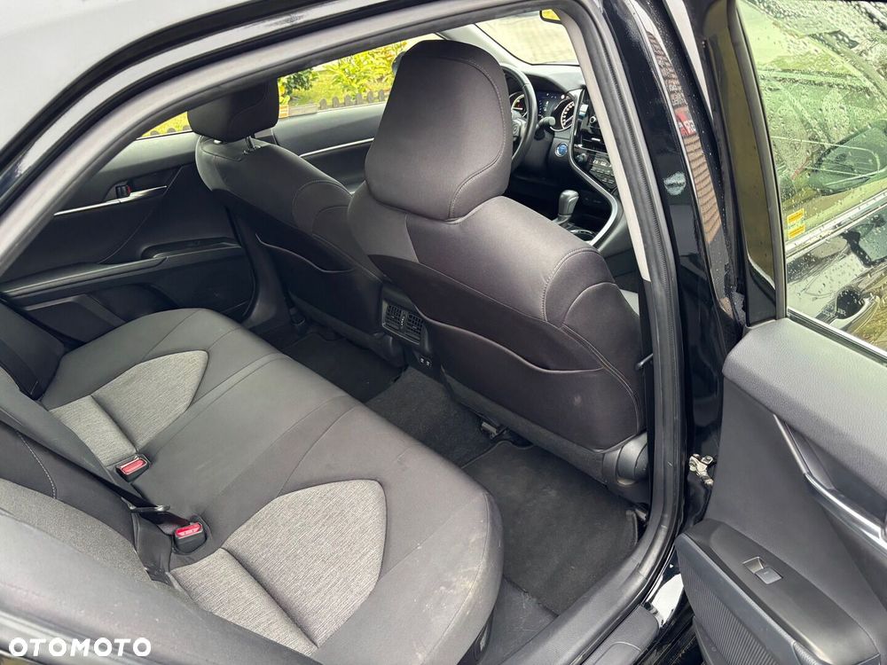 Toyota Camry 2.5 Hybrid Comfort CVT - 19