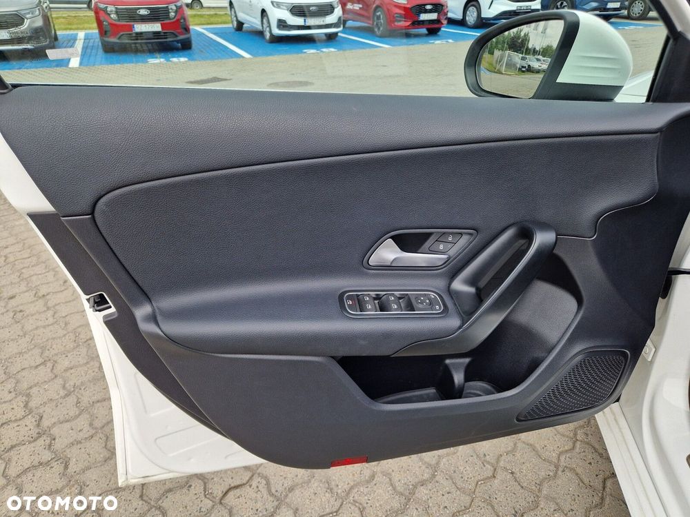 Mercedes-Benz Klasa A 180 Style 7G-DCT - 20