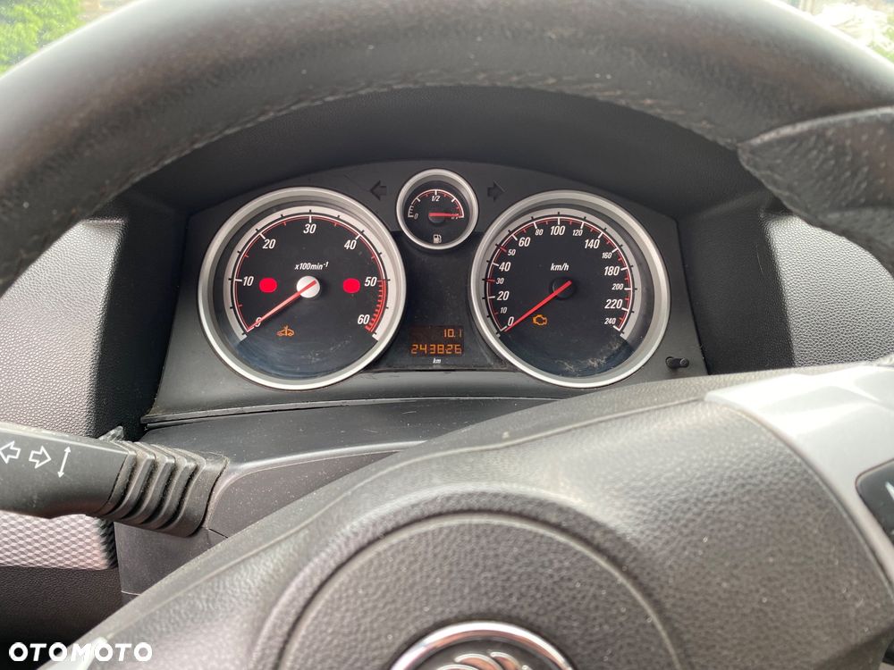 Opel Astra 1.9 CDTI Sport - 8
