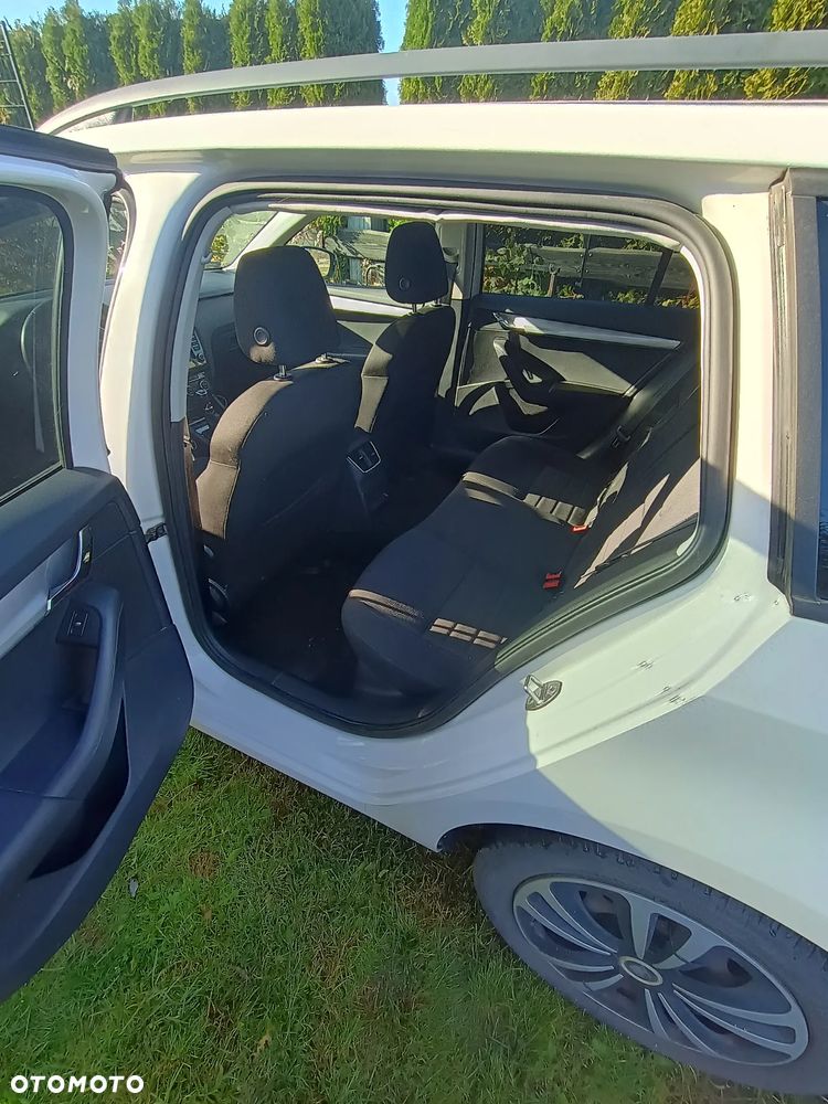 Skoda Octavia 1.6 TDI Style - 10