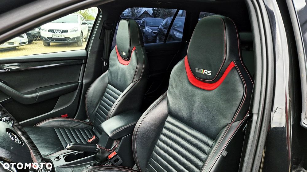 Skoda Octavia 2.0 TSI RS DSG - 31