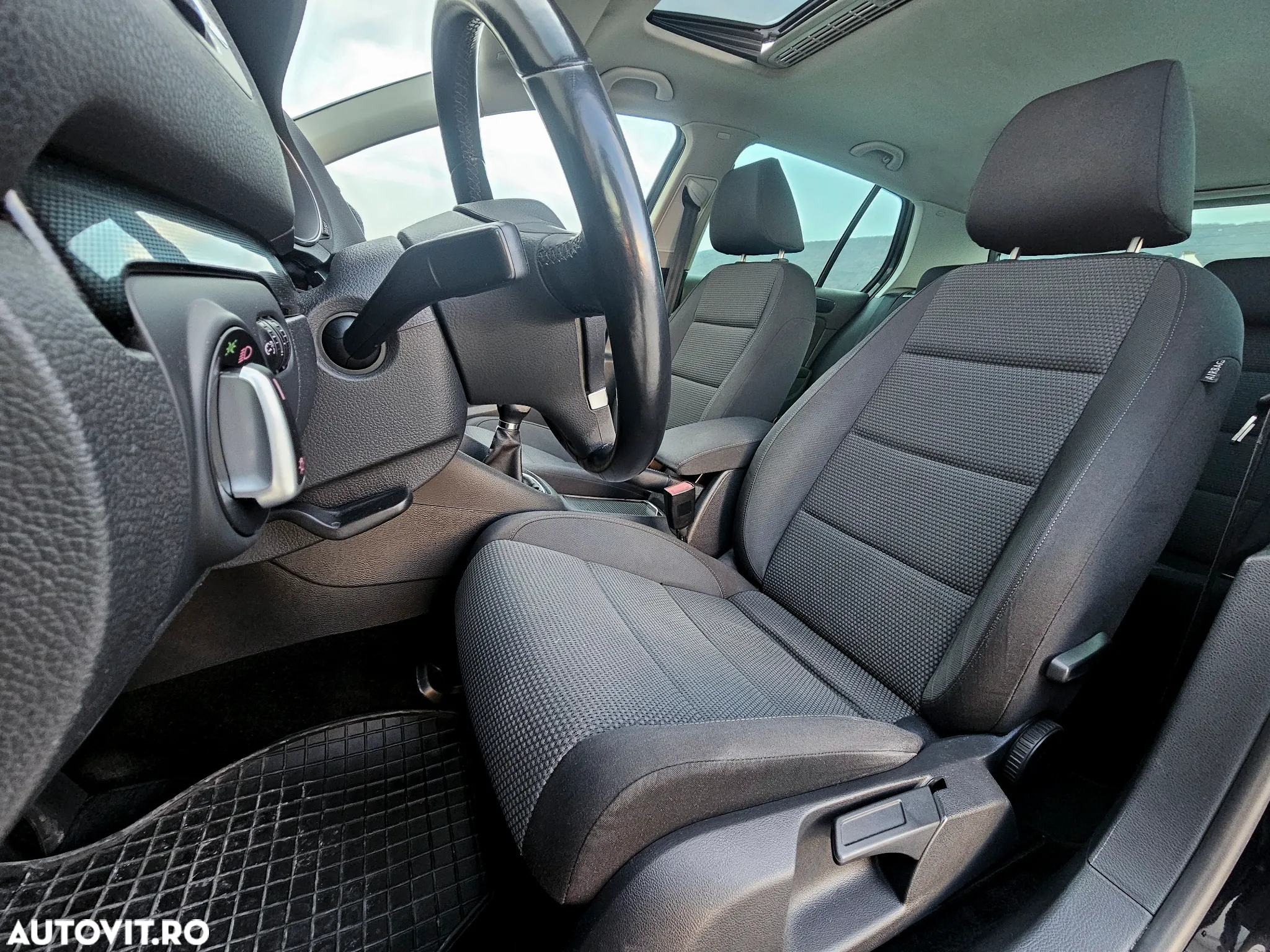 Volkswagen Golf 1.4 TSI Style - 9