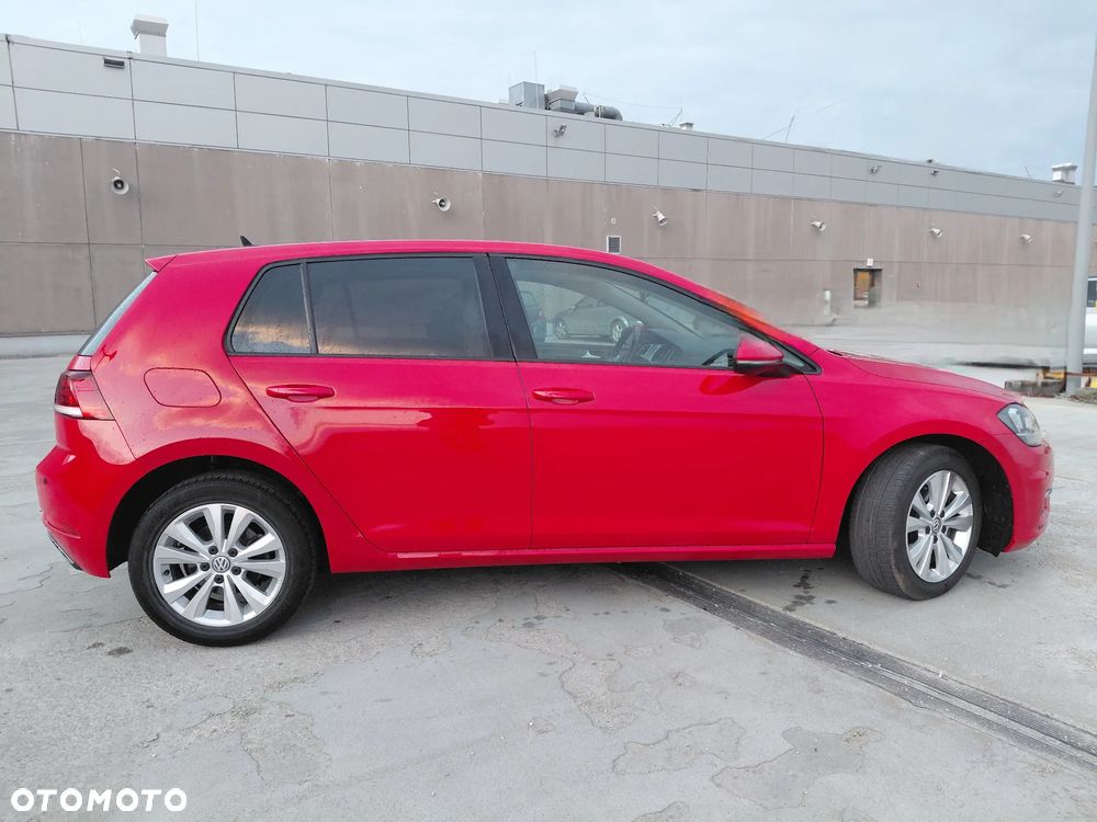 Volkswagen Golf - 4