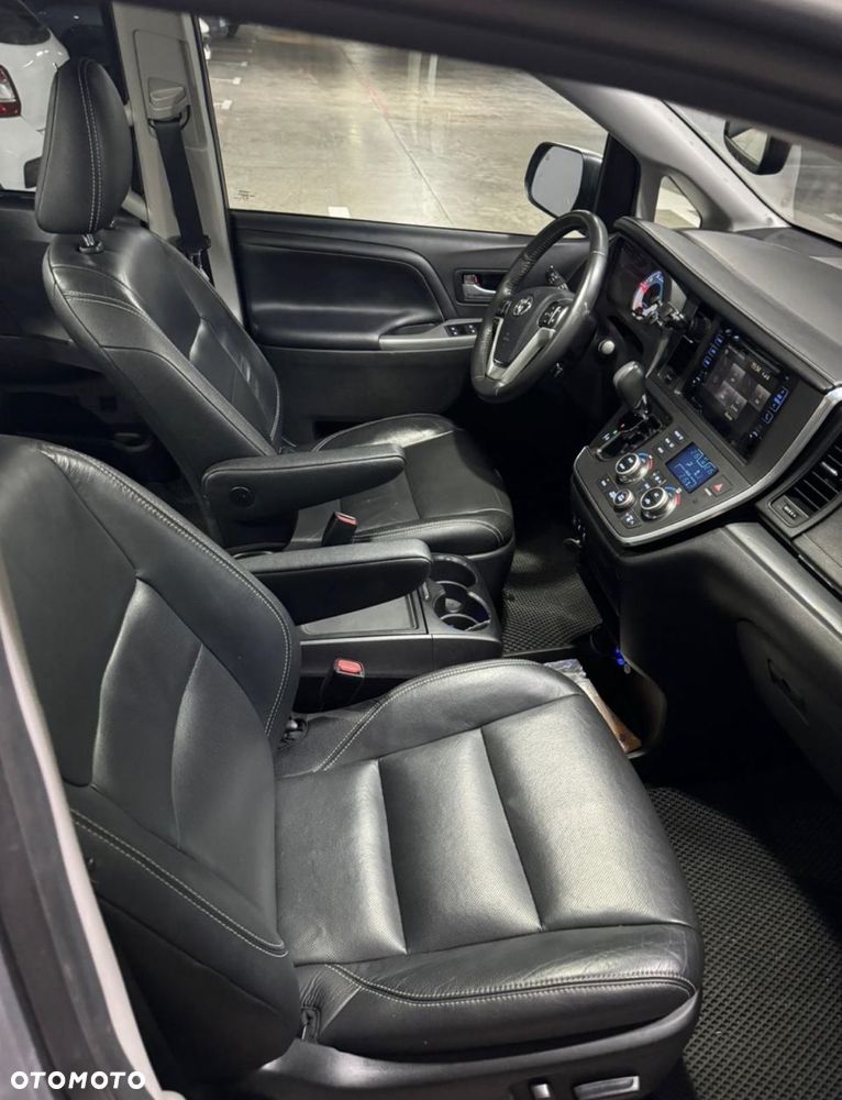 Toyota Sienna 3.5 V6 SE - 7