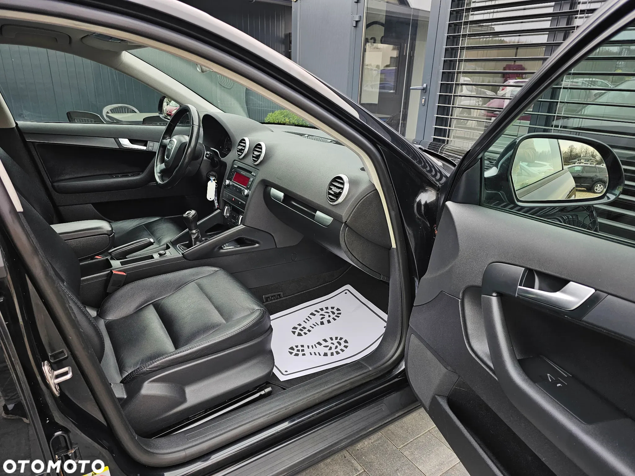 Audi A3 1.6 Sportback Ambiente - 9