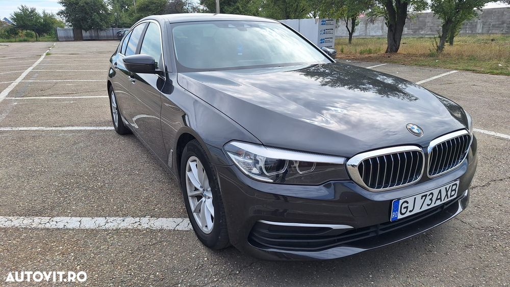 BMW Seria 5 520d Efficient Dynamics Edition Aut. - 2