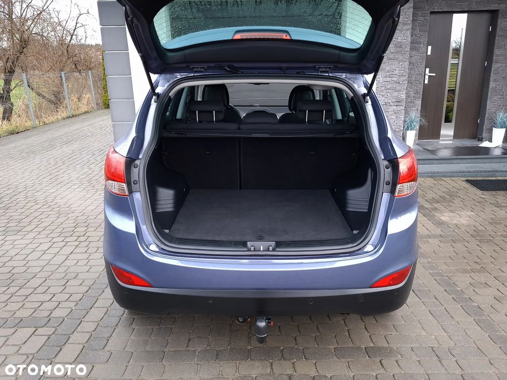 Hyundai ix35 1.7 CRDi 2WD blue Finale Gold - 15