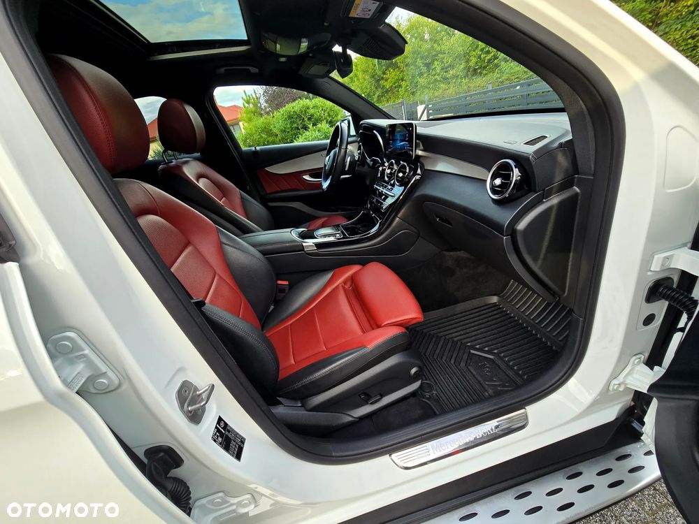 Mercedes-Benz GLC - 11