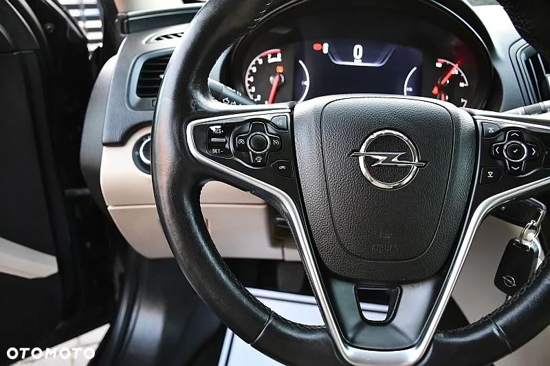 Opel Insignia 1.6 T Cosmo S&S - 16