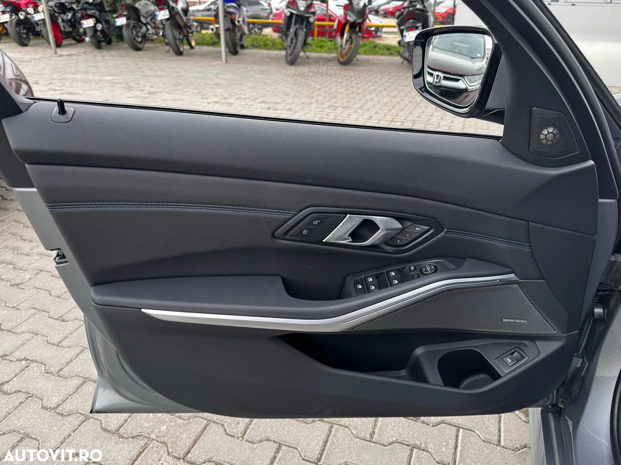 BMW Seria 3 320d AT MHEV - 12
