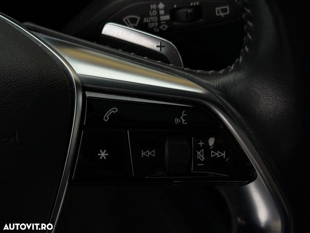 Audi e-tron 55 quattro - 22