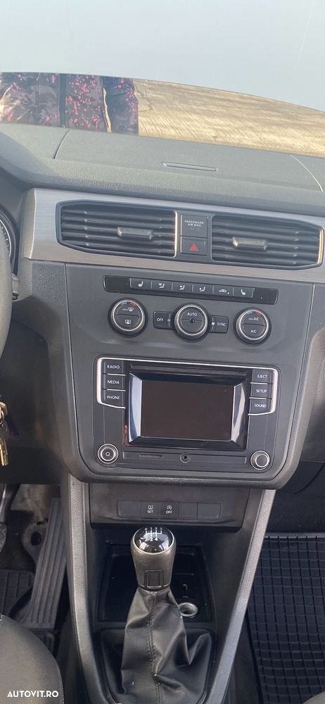 Volkswagen Caddy - 2