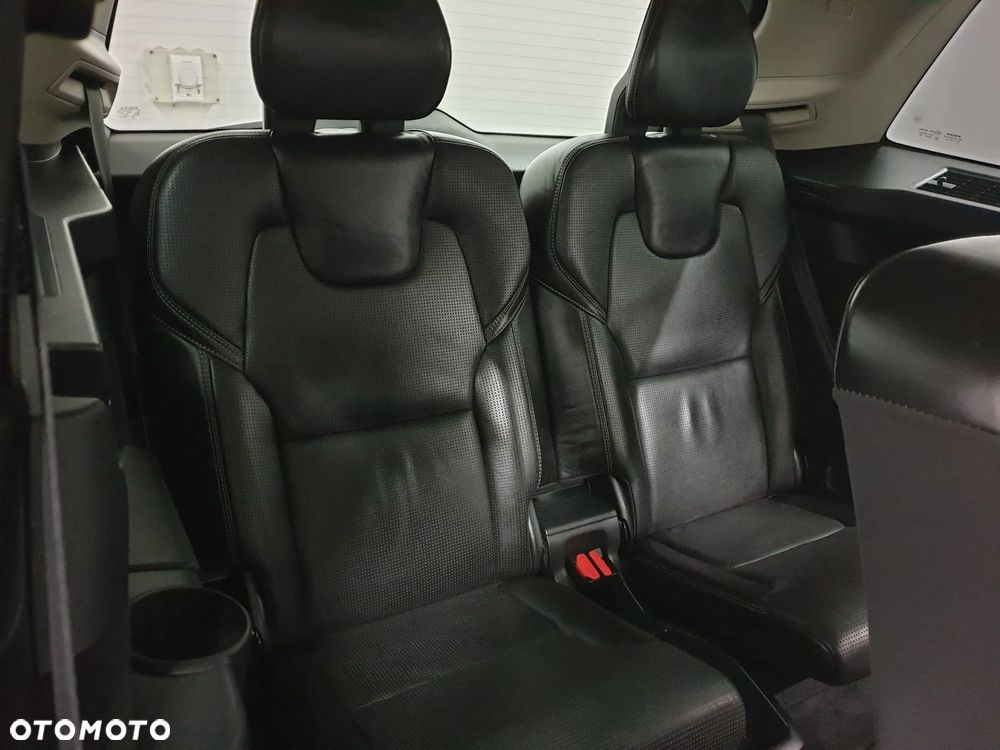 Volvo XC 90 D5 AWD Inscription 7os - 28