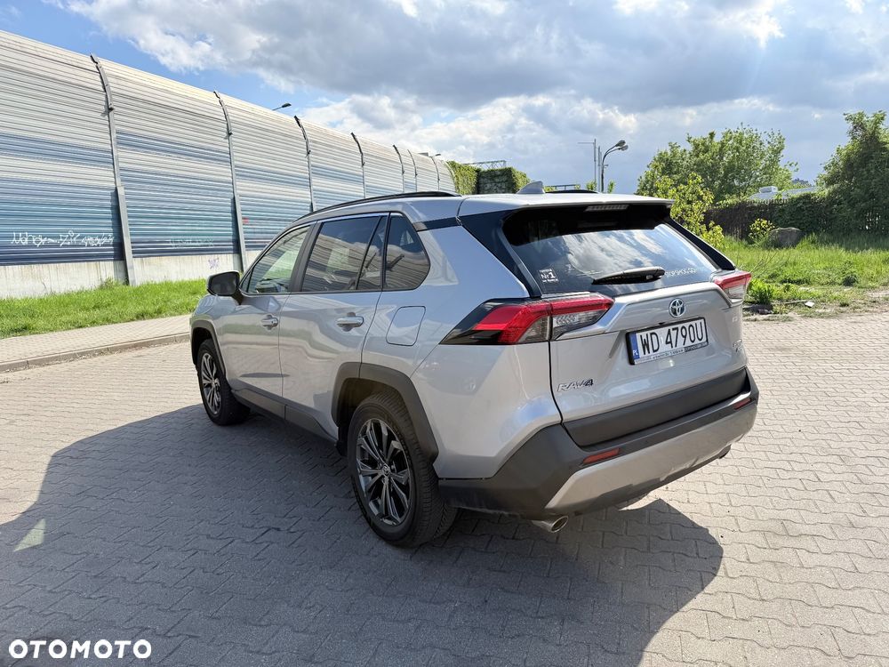 Toyota RAV4 - 7