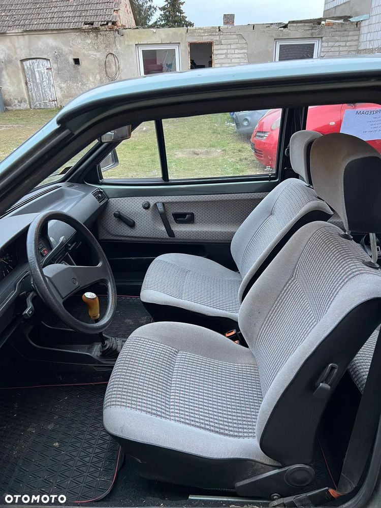 Volkswagen Polo - 3