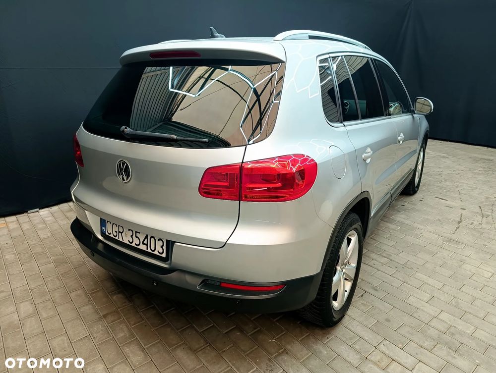 Volkswagen Tiguan - 11