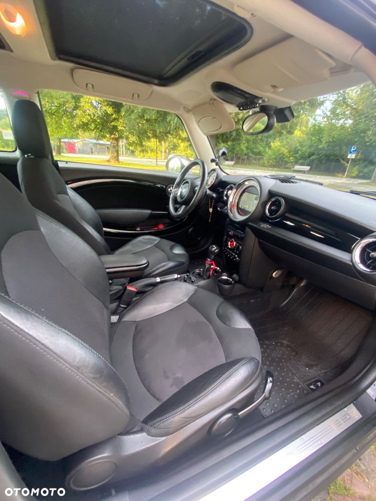 MINI Clubman Cooper D - 12