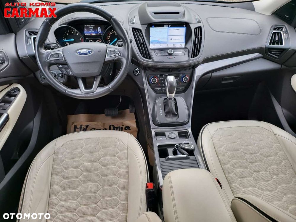 Ford Kuga 2.0 TDCi 4x4 Vignale - 29