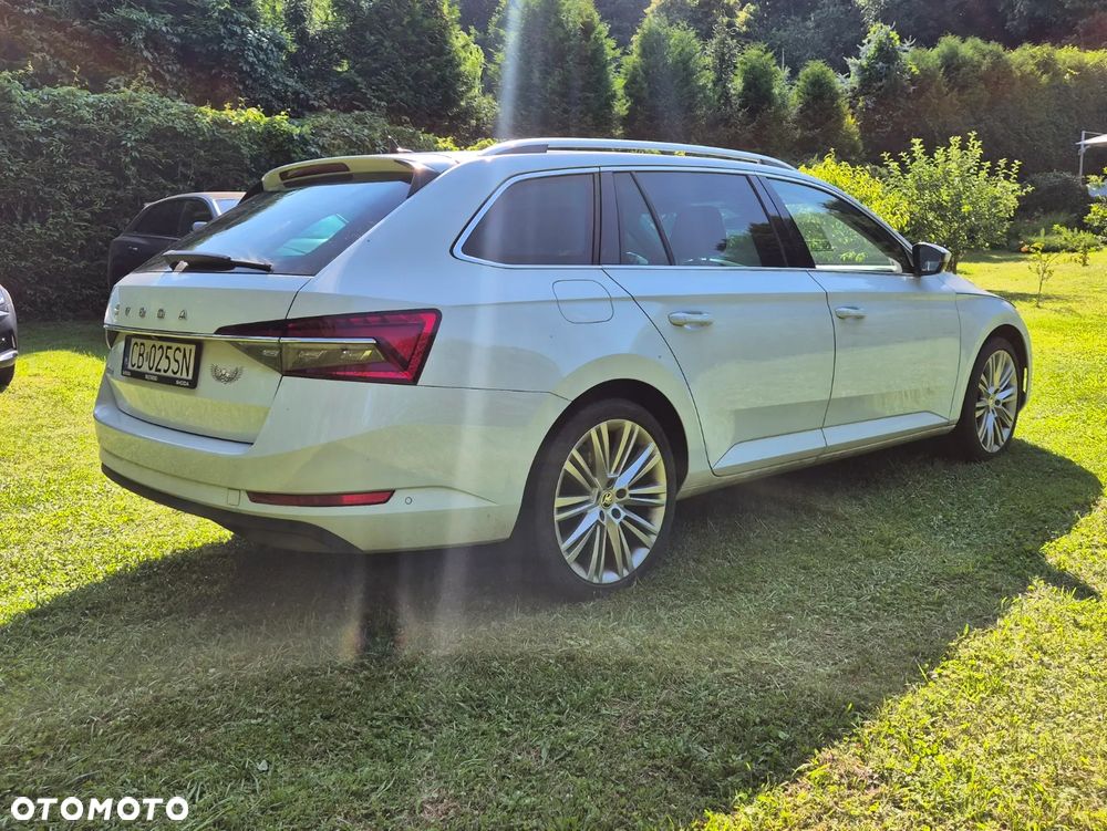 Skoda Superb 2.0 TDI DSG Style - 4