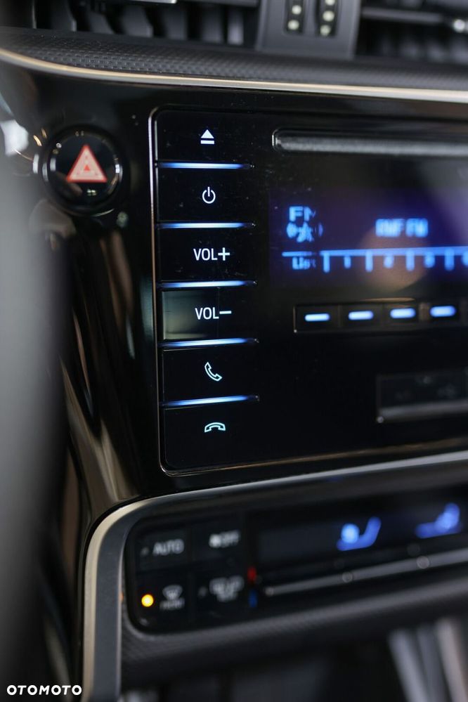 Toyota Auris - 30