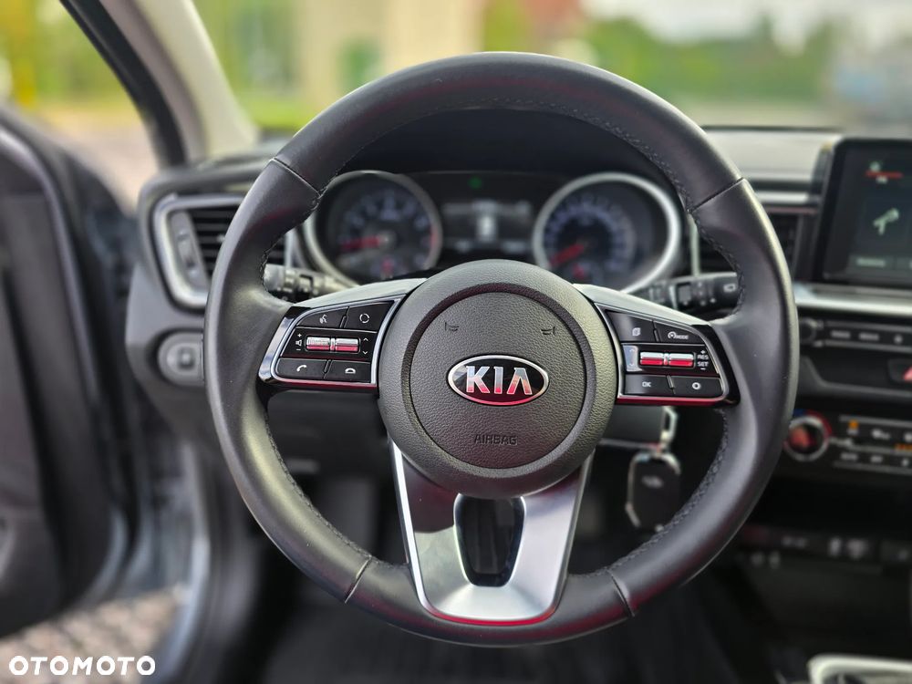 Kia Ceed 1.4 L - 20