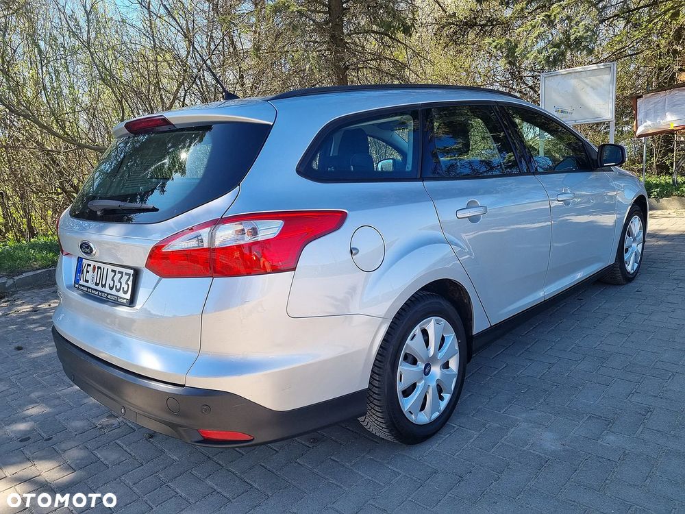 Ford Focus 1.6 TI-VCT Ambiente - 5
