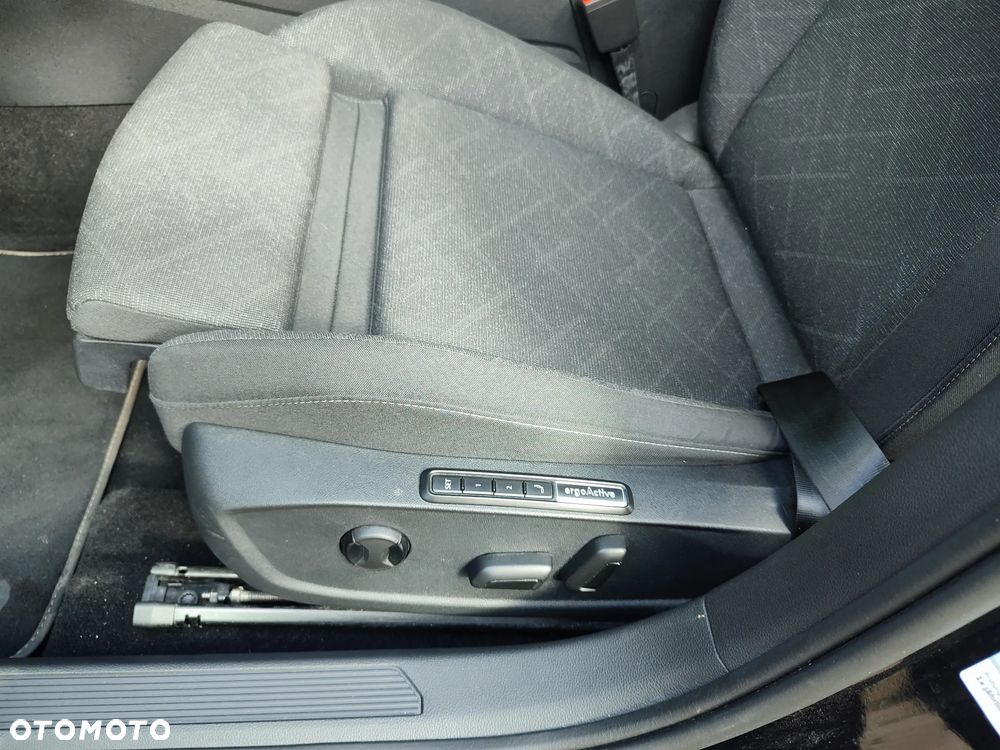 Volkswagen Golf Variant 2.0 TDI (BlueMotion Technology) DSG Comfortline - 13