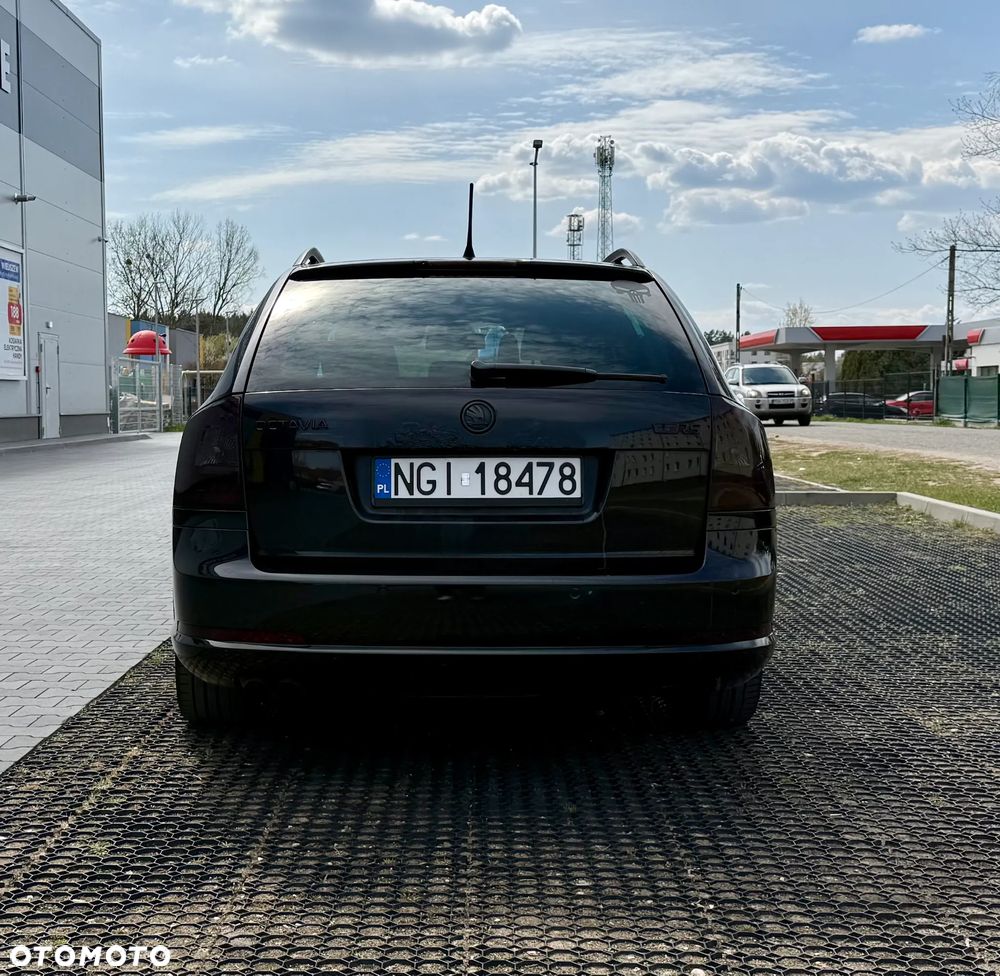 Skoda Octavia 2.0 TFSI RS - 9