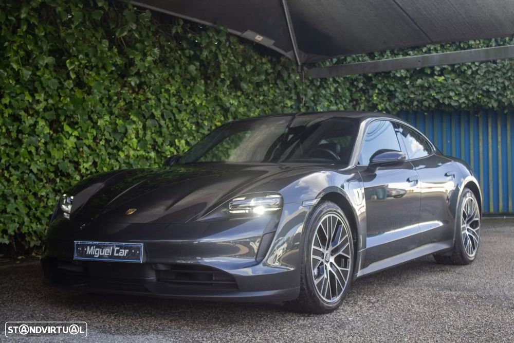 Porsche Taycan 4 Black Edition - 3