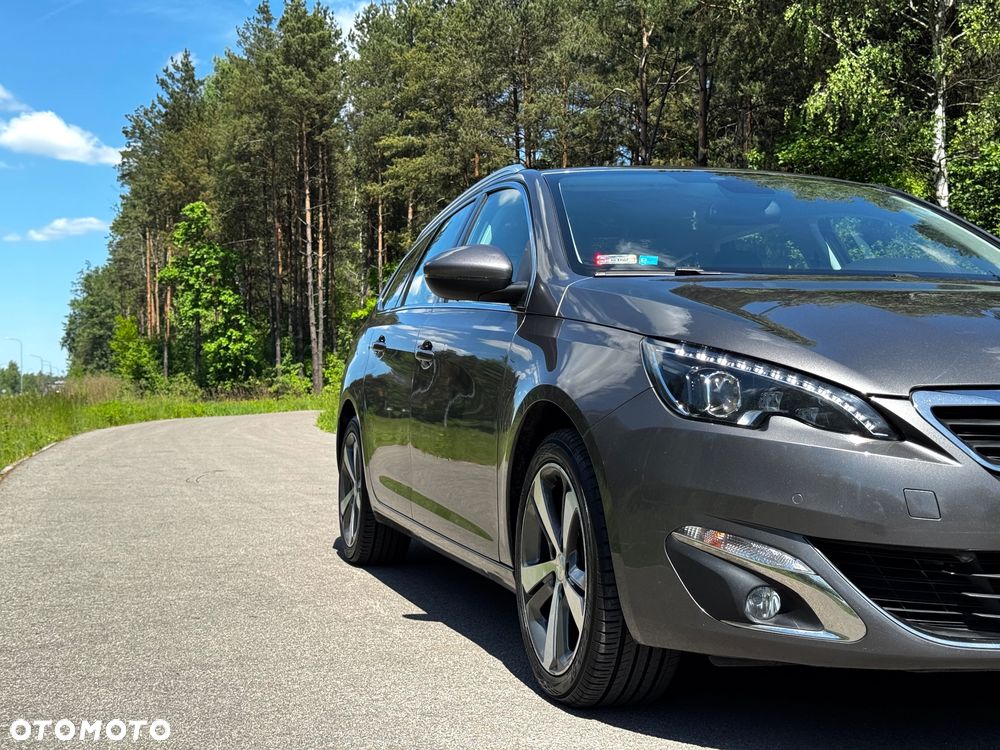 Peugeot 308 1.6 BlueHDi Allure S&S - 36