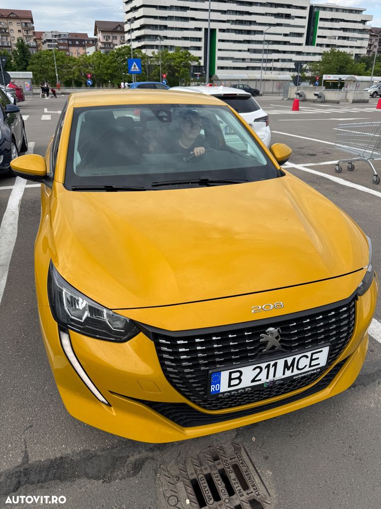 Peugeot 208 1.2 L PureTech STT Active - 9