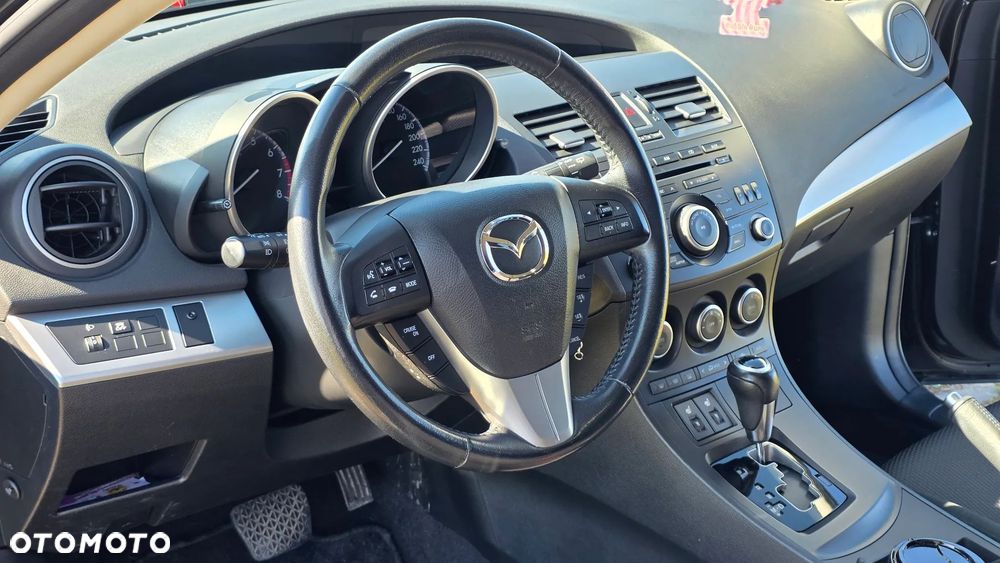 Mazda 3 - 15