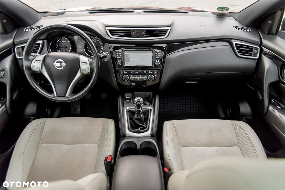 Nissan Qashqai 1.6 DCi ALL-MODE 4x4i TEKNA - 36