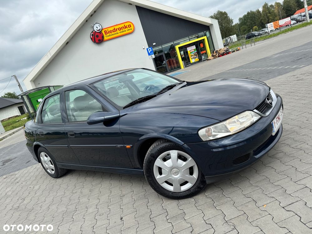 Opel Vectra - 2