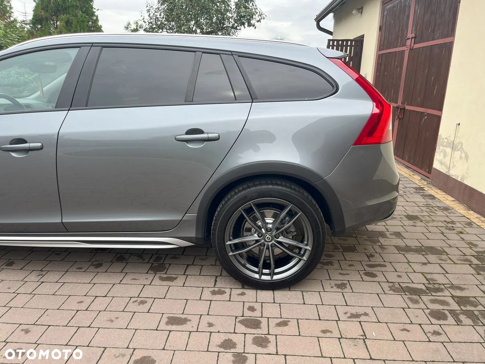 Volvo V60 Cross Country D4 Drive-E Summum - 6
