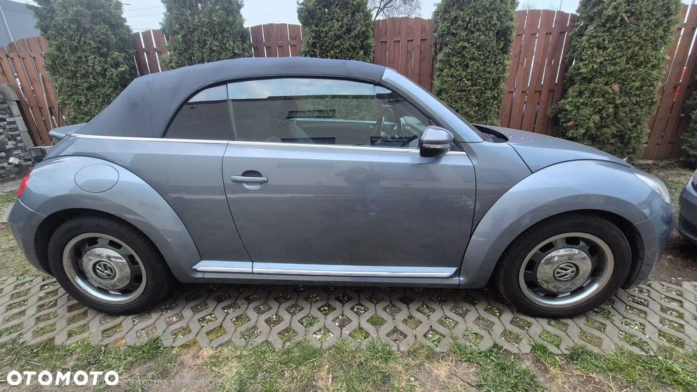 Volkswagen New Beetle - 6