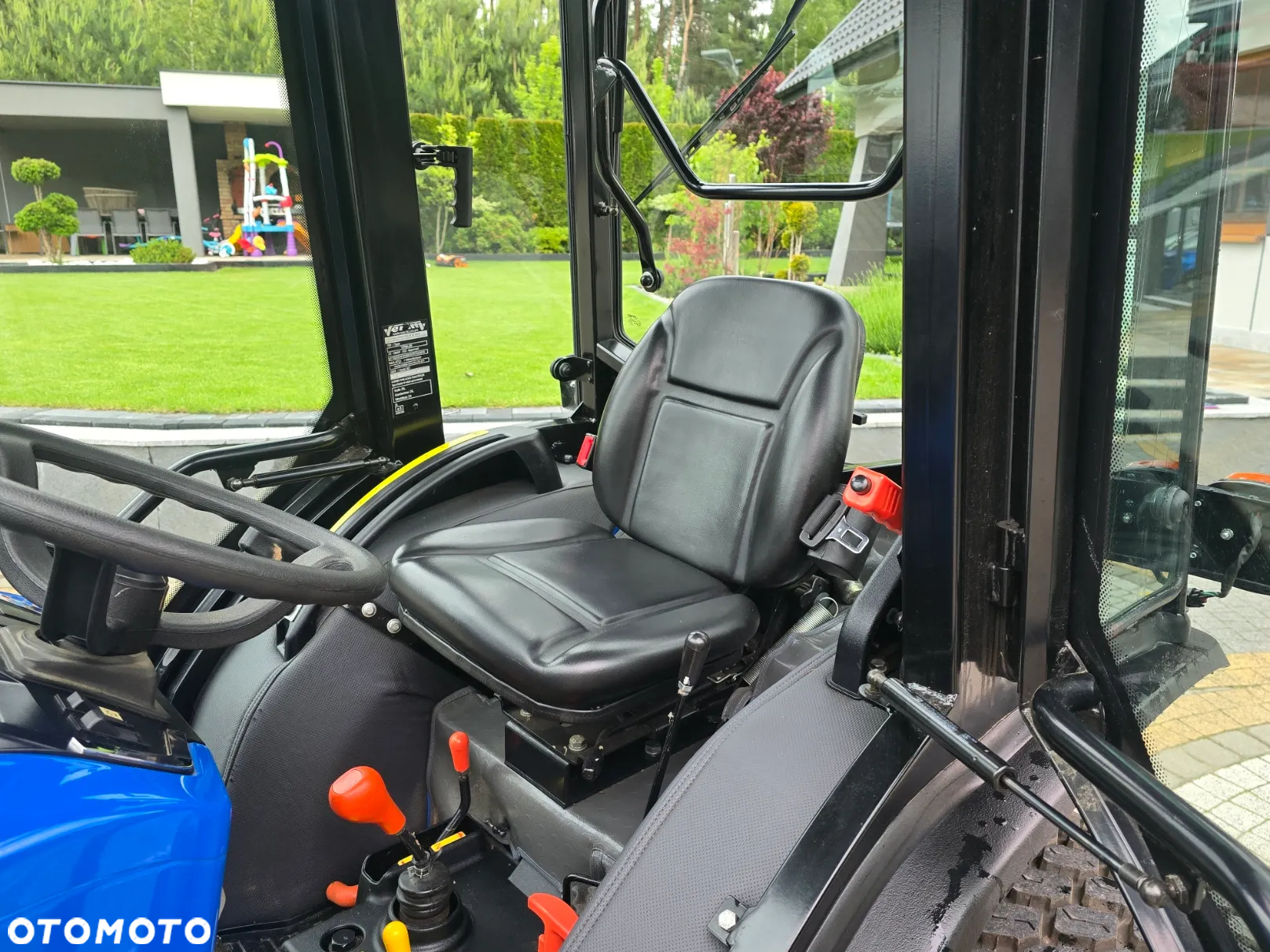 Solis 26 4WD / oryginalna kabina / JAK NOWY - 5
