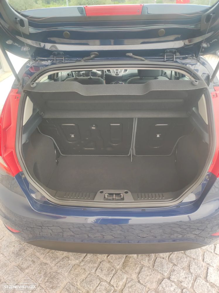 Ford Fiesta 1.25 Trend - 17