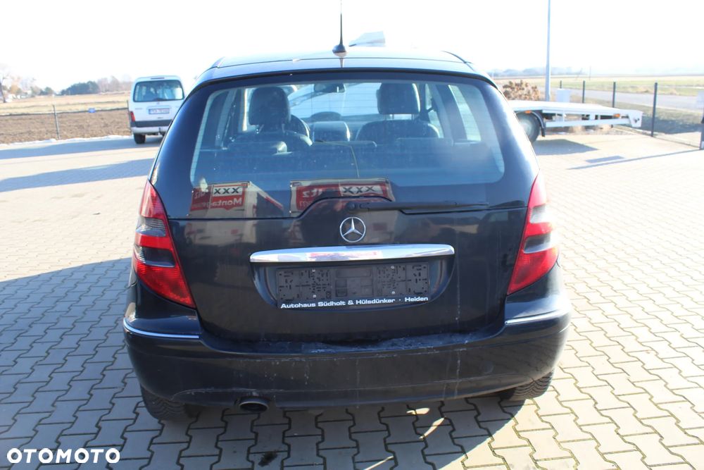 Mercedes-Benz Klasa A 150 - 6