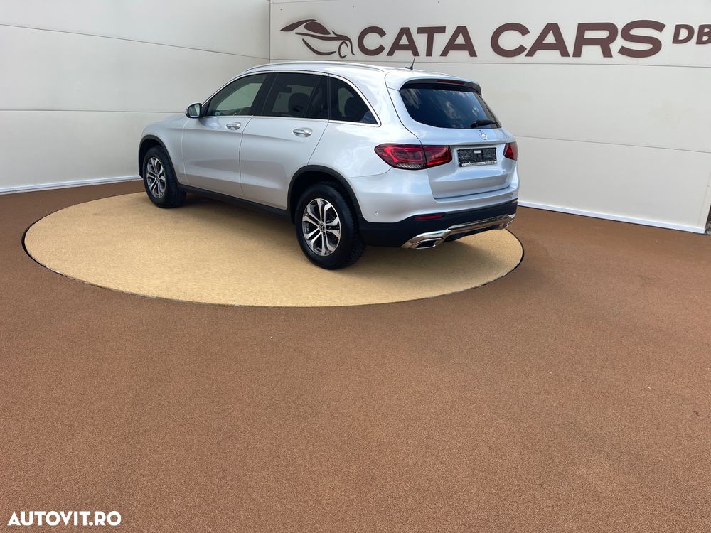 Mercedes-Benz GLC 300 d 4MATIC 9G-TRONIC - 9