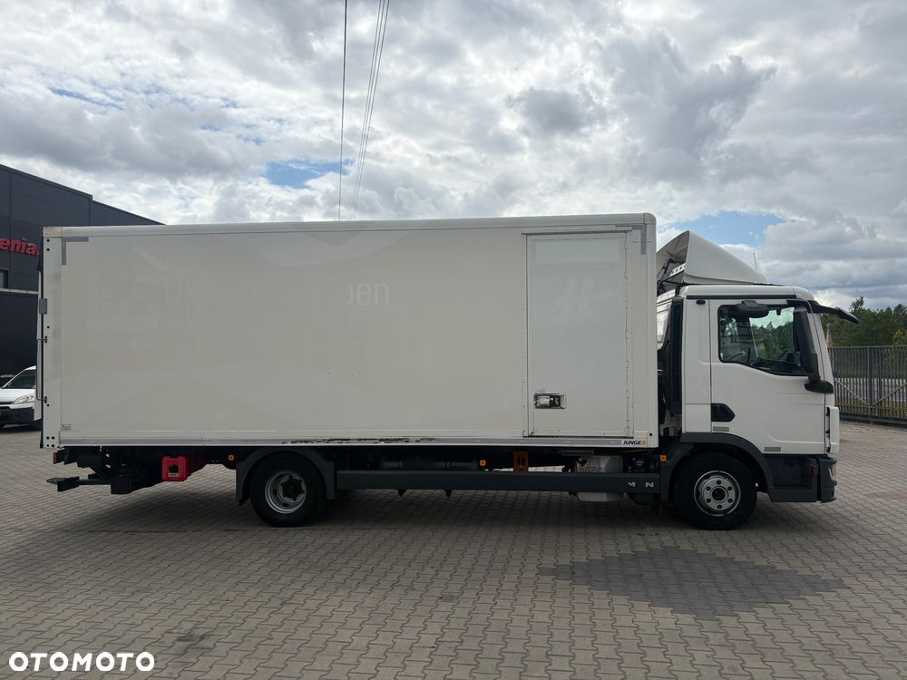 MAN TGL 12.220 / NOWY MODEL / 236.000km PRZEBIEGU /  KRÓTKI / DMC 12.000kg / EURO 6 / DO NAUKI JAZDY / NAUKA JAZDY / 250 - 13