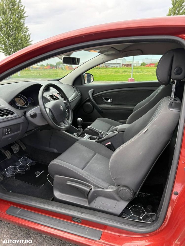 Renault Megane III Coupe 1.4 TCE Dynamique - 16