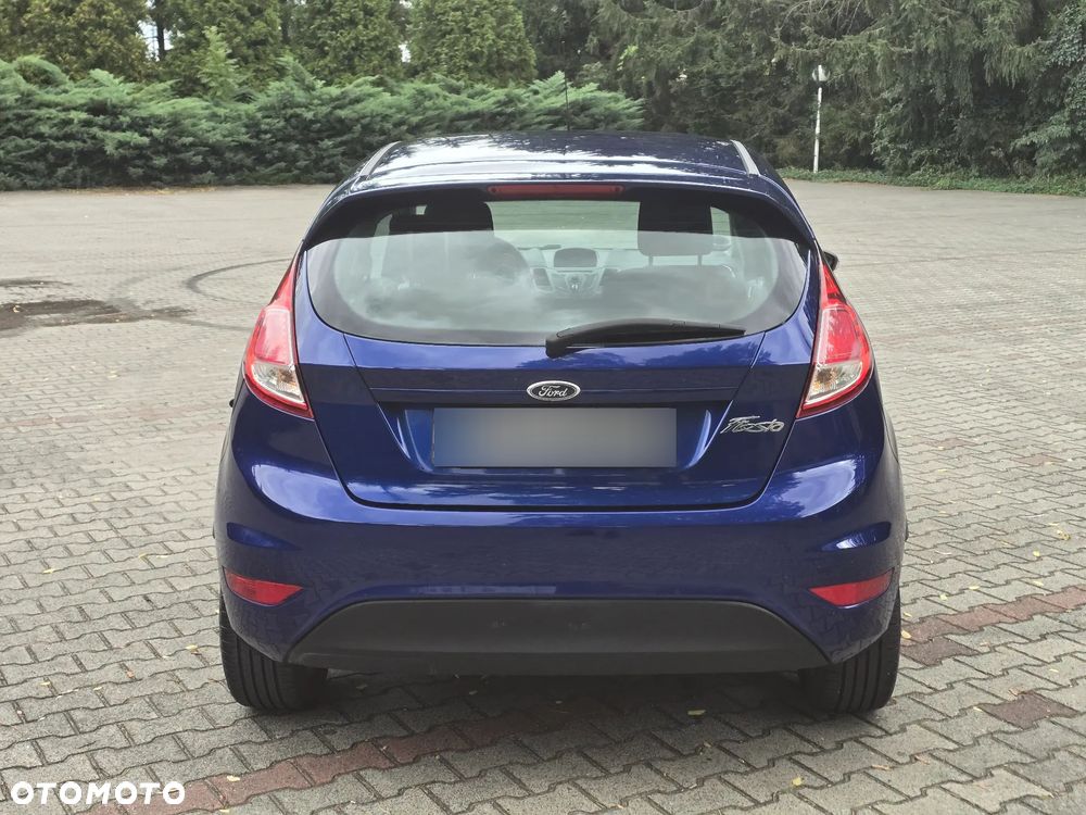 Ford Fiesta - 10