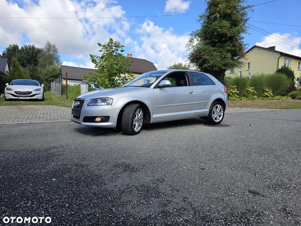 Audi A3 3-drzwiowe 1.6 Ambiente - 30